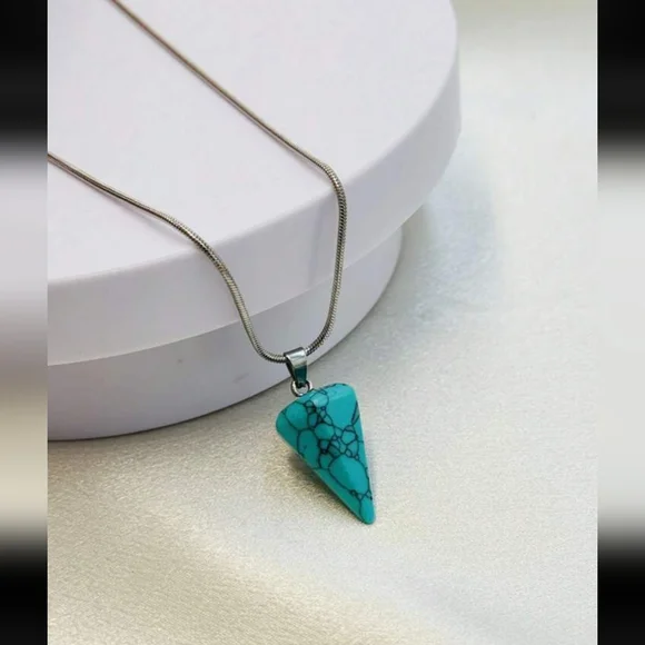 Natural Turquoise Hexagonal Point Pendant Set for Emotional Balance - Picture 3 of 3